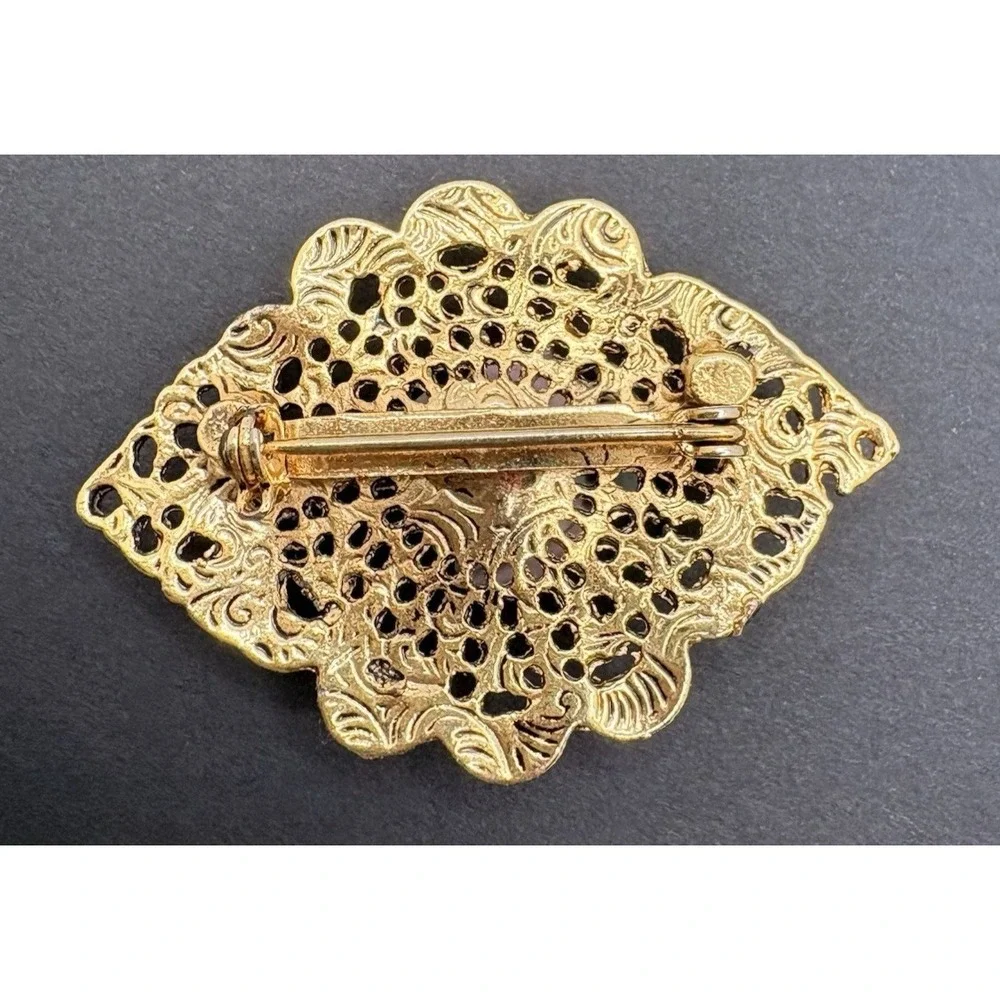 Vintage 1928 Brand Victorian Style‎ Porcelain Rose Bar Brooch Gold Tone Filigree